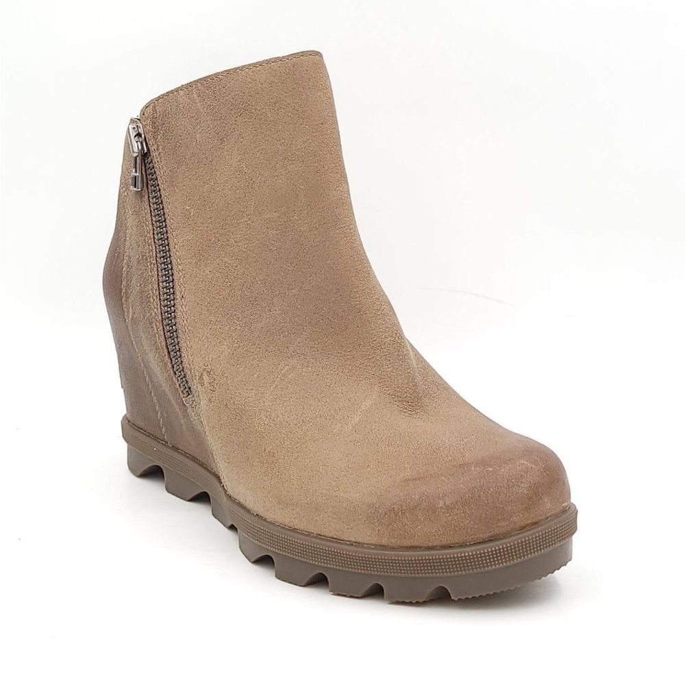 $220 Sorel Joan of Artic II tan leather side zip waterproof comfort Wedge 8.5